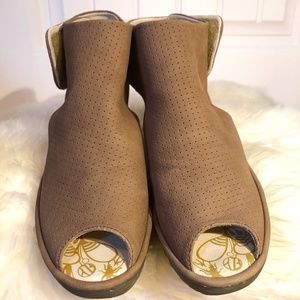 Suede Peep Toe Wedge Sandals